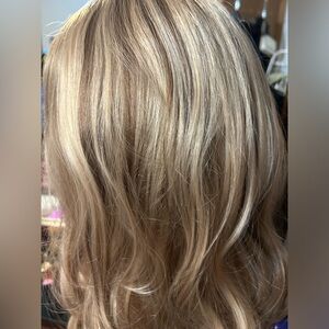 Golden Blonde Lace Front Wig Long Wavy Ombre Synthetic for Women 24 In 150 dens